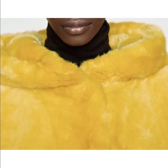 LAST size M NWT ZARA THREE-QUARTER-LENGTH COAT WITH HOOD - Picture 11 of 12